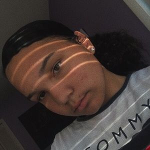 Meet your Posher, Kendall